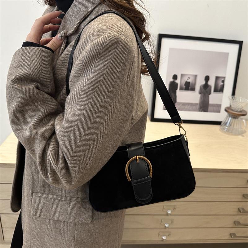 2025 Autumn/Winter High-End Retro Frosted Women s Versatile Crossbody Handbag - Fashionable Shoulder & Underarm Bag 25*6.5*13.5 cm чорний
2025 Autumn/Winter High-End Retro Frosted Women s Versatile Crossbody Handbag - Fashionable Shoulder & Underarm Bag 25*6.5*13.5 cm чорний