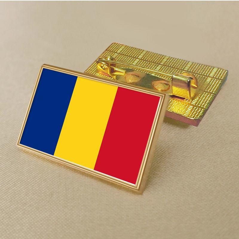 Брошь с флагом Румынии, Румыния, 2,5 * 1,5 см, цинковый сплав, литье под давлением, ПВХ, цветная печать и покрытие, золотая прямоугольная форма золотой
Брошь с флагом Румынии, Румыния, 2,5 * 1,5 см, цинковый сплав, литье под давлением, ПВХ, цветная печать и покрытие, золотая прямоугольная форма золотой