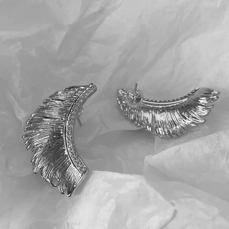 Fashion geometric metal leaf earrings women s accessories pendant earrings Jewelry gift wholesale срібний
Fashion geometric metal leaf earrings women s accessories pendant earrings Jewelry gift wholesale срібний