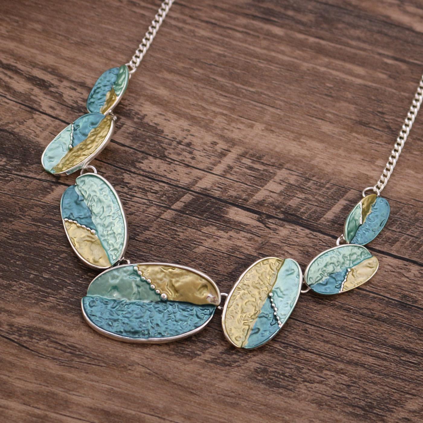 Ladies Oval Leaf Fashion Necklace Peacock green geometry срібний
Ladies Oval Leaf Fashion Necklace Peacock green geometry срібний