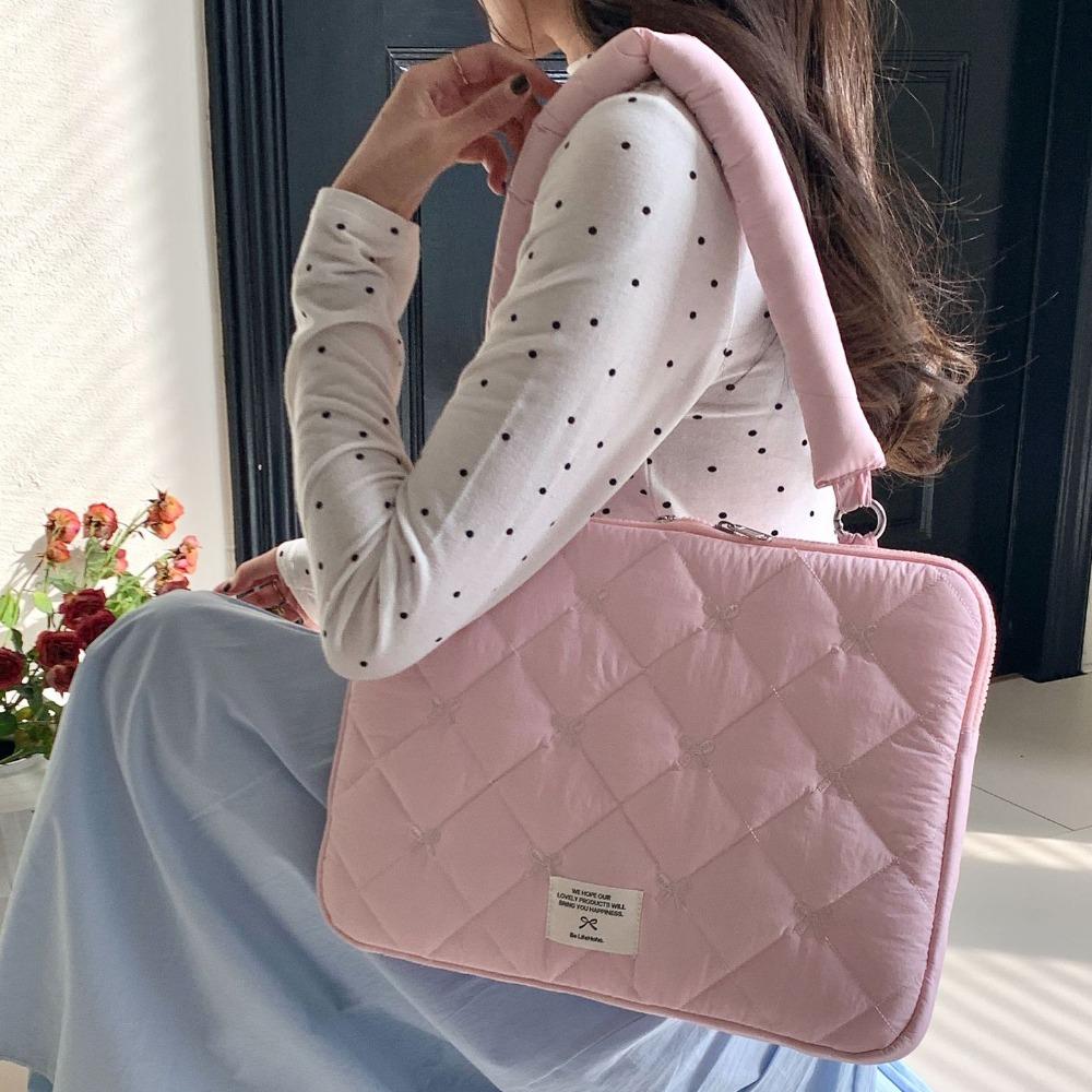 Bowknot Laptop Shoulder Bag Large Capacity Laptop Handbag New Tablet Sleeve Case 13-14inch
Bowknot Laptop Shoulder Bag Large Capacity Laptop Handbag New Tablet Sleeve Case 13-14inch