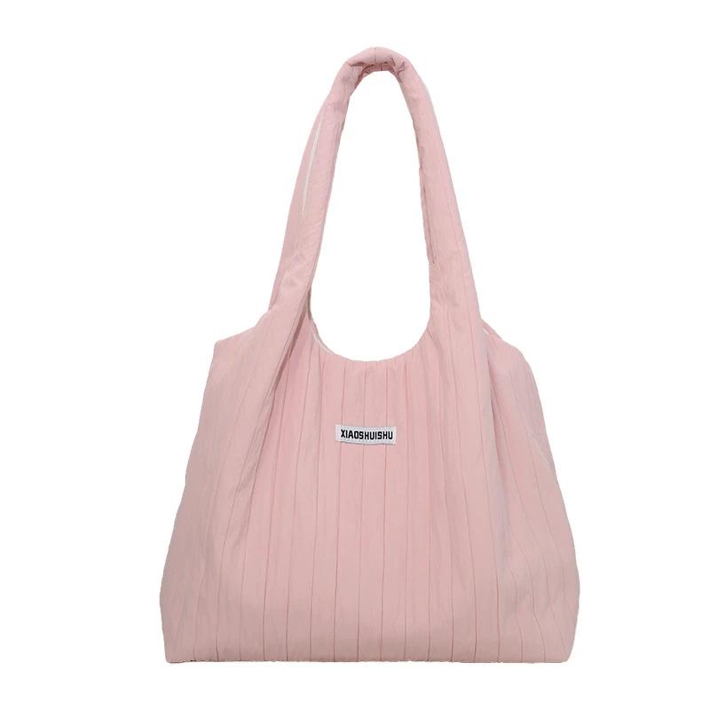 Универсальная корейская женская нейлоновая сумка через плечо, сумка на одно плечо, простая и элегантная сумка через подмышку с нишевым дизайном
Универсальная корейская женская нейлоновая сумка через плечо, сумка на одно плечо, простая и элегантная сумка через подмышку с нишевым дизайном