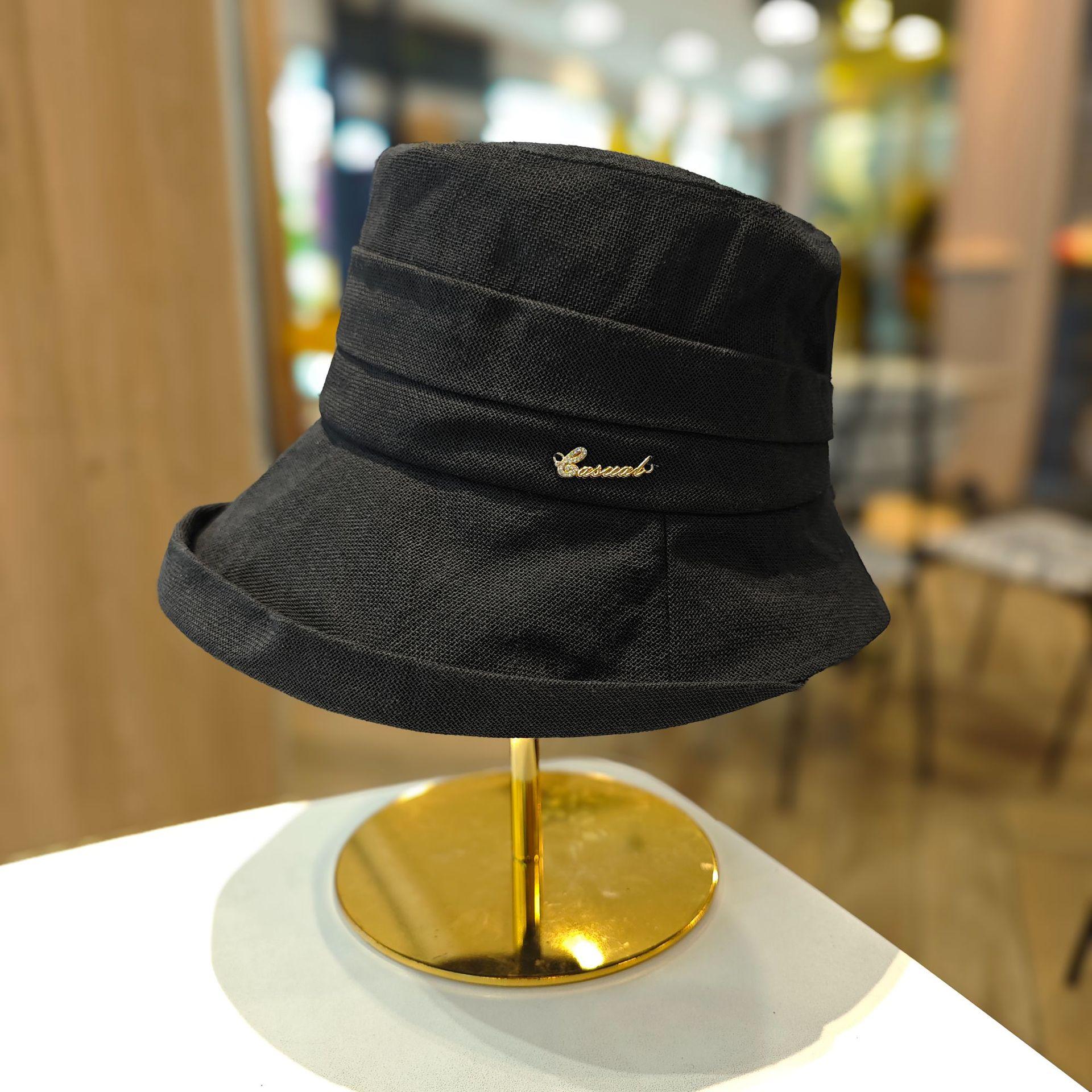 Folded bucket hat women s spring and summer high sense versatile sunscreen basin hat showing small face big eaves sunscreen visor
Folded bucket hat women s spring and summer high sense versatile sunscreen basin hat showing small face big eaves sunscreen visor