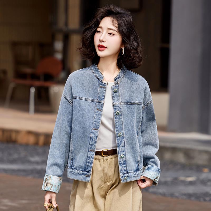 2025 Spring Women s Petite Denim Jacket with Frog Buttons and Chinese National Style Embroidery XL (125-140 jin)
2025 Spring Women s Petite Denim Jacket with Frog Buttons and Chinese National Style Embroidery XL (125-140 jin)