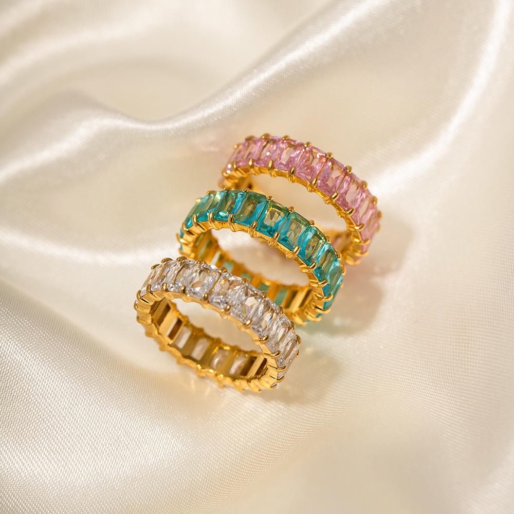 18k Gold Stainless Steel Zircon Inlaid Lava Ring - Trendy European and American Style, Non-Fading Niche Jewelry. Size 7
18k Gold Stainless Steel Zircon Inlaid Lava Ring - Trendy European and American Style, Non-Fading Niche Jewelry. Size 7