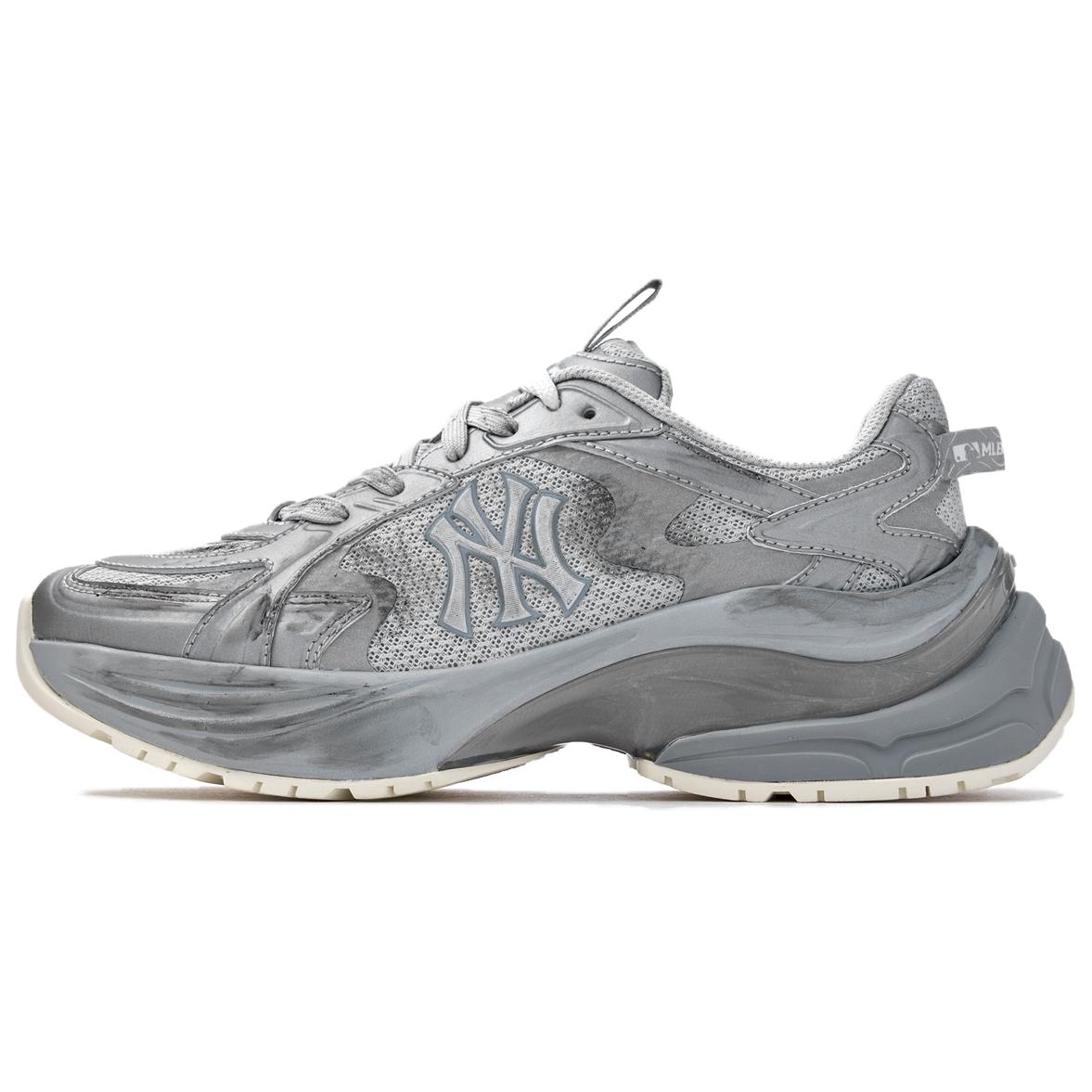 MLB New York Yankees Cushioning Slip Resistant Abrasion Resistant Breathable Low top Running Shoes Unisex Dark Silver 3ARNSPD5N-50SID 38
MLB New York Yankees Cushioning Slip Resistant Abrasion Resistant Breathable Low top Running Shoes Unisex Dark Silver 3ARNSPD5N-50SID 38