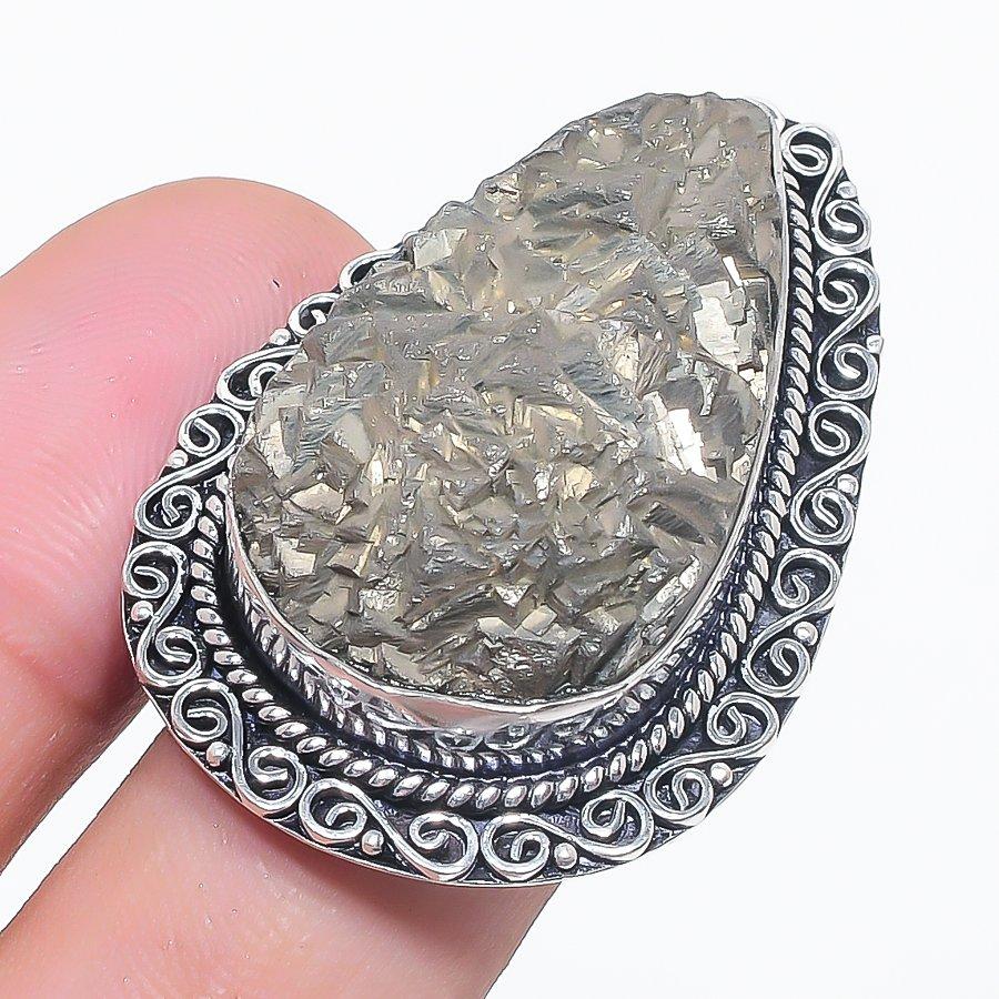 Натуральный пирит друза драгоценный камень 925 стерлинговое серебро ювелирное кольцо размер 9 Y2o16
Натуральный пирит друза драгоценный камень 925 стерлинговое серебро ювелирное кольцо размер 9 Y2o16