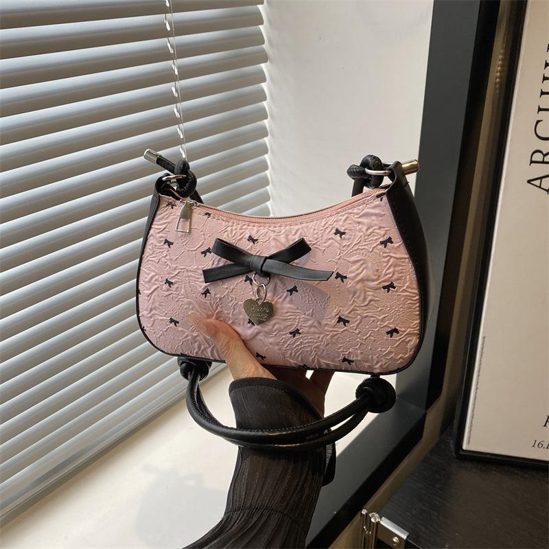 Sweet seersucker bow underarm bag women s high-end black pink contrasting color shoulder messenger bag commuter bag
Sweet seersucker bow underarm bag women s high-end black pink contrasting color shoulder messenger bag commuter bag