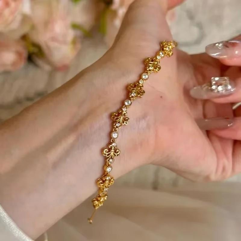 Легкая роскошь Высокое качество Винтажная люстровая текстура Придворный стиль Браслет с цветком ириса для женщин Изысканные браслеты Свадебный циркон 17-20cm
Легкая роскошь Высокое качество Винтажная люстровая текстура Придворный стиль Браслет с цветком ириса для женщин Изысканные браслеты Свадебный циркон 17-20cm