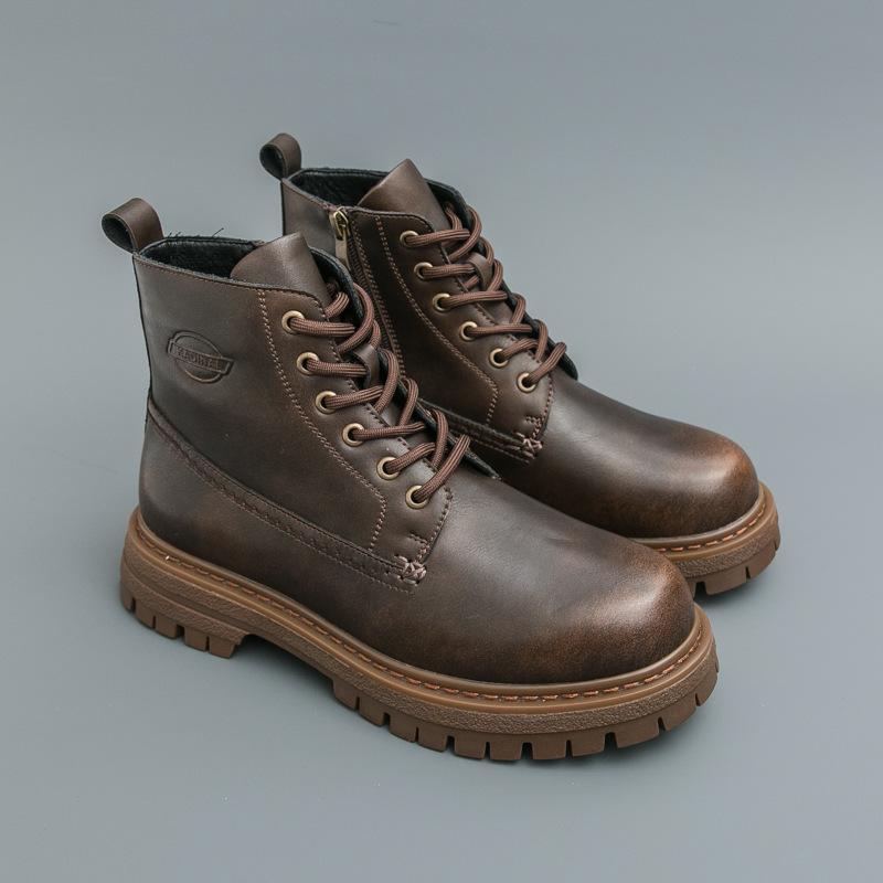 Мужские кожаные ботинки большого размера внешнеторговые новые ботинки Мартин модный тренд британский стиль ретро мужские короткие ботинки 46
Мужские кожаные ботинки большого размера внешнеторговые новые ботинки Мартин модный тренд британский стиль ретро мужские короткие ботинки 46