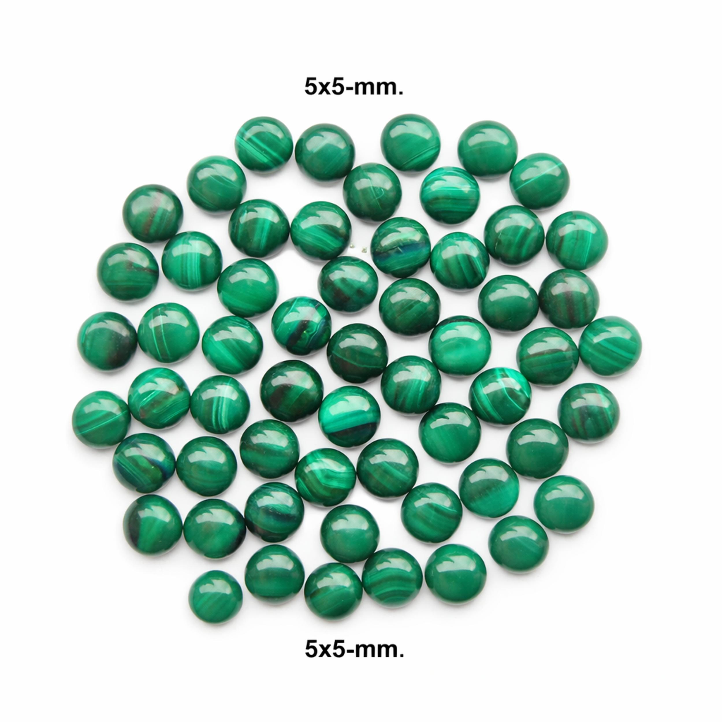 Green Malachite Round Cabochons – 5x5 mm Smooth Flat Back Gemstone Lot for Jewelry Making 1 Piece зелёный
Green Malachite Round Cabochons – 5x5 mm Smooth Flat Back Gemstone Lot for Jewelry Making 1 Piece зелёный