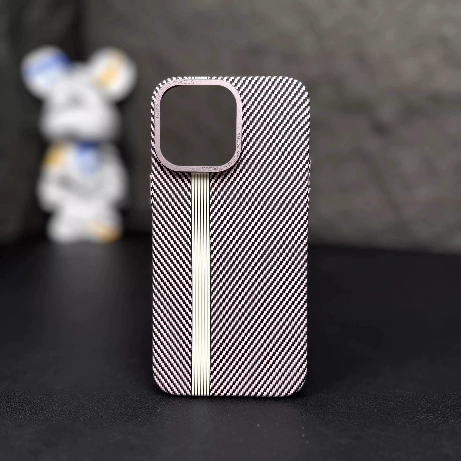 iPhone 15 Pro Non-slip Ultra-thin Kevlar Carbon Fiber Pattern Hard Case iPhone 15 Pro Max
iPhone 15 Pro Non-slip Ultra-thin Kevlar Carbon Fiber Pattern Hard Case iPhone 15 Pro Max