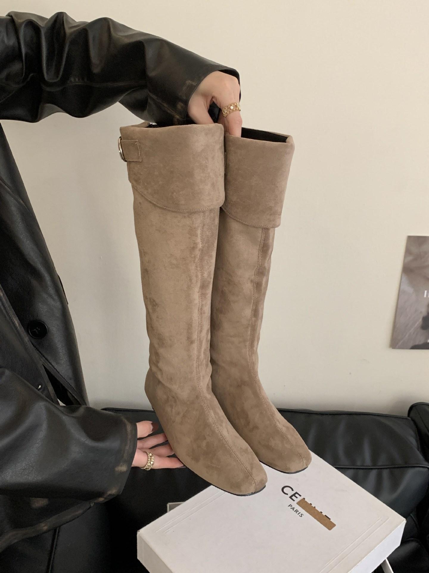 2025 new retro suede square head thick heel medium heel boots women but knee high and thin two wear stacked boots 39
2025 new retro suede square head thick heel medium heel boots women but knee high and thin two wear stacked boots 39