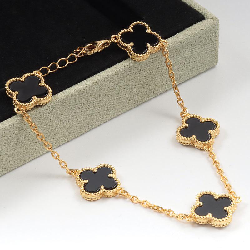 Браслет «Счастливый пятицветный четырехлистный клевер» для мужчин и женщин, 18K, агат, перламутр, Seiko, высококачественный браслет
Браслет «Счастливый пятицветный четырехлистный клевер» для мужчин и женщин, 18K, агат, перламутр, Seiko, высококачественный браслет