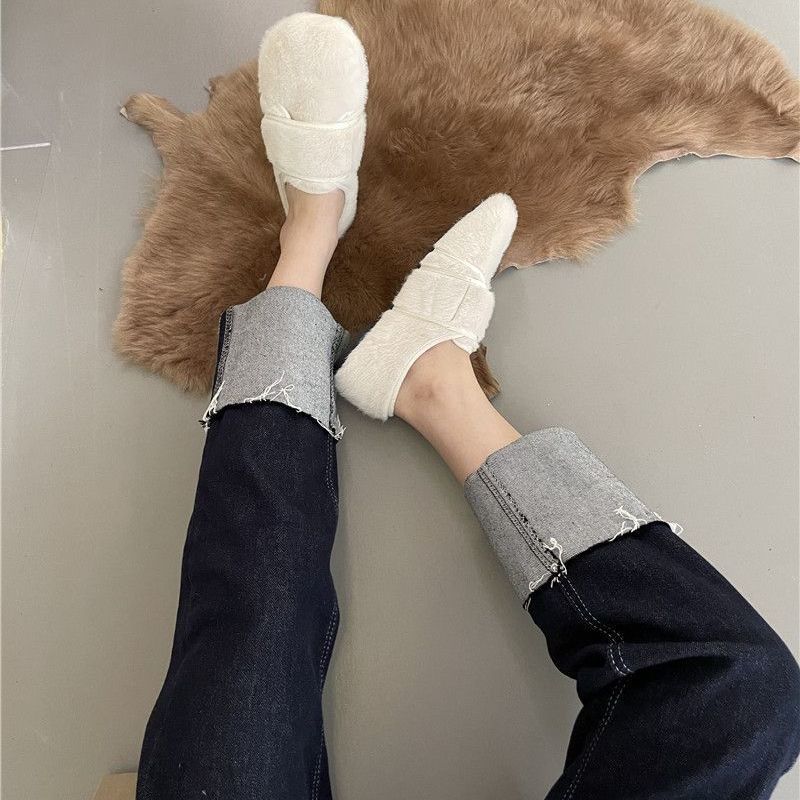 Туфли на плоской подошве с пушистым дном, которые женщины носят осенью и зимой, бархатные теплые шапочки, интернет-знаменитости, взрыв, мягкие мокасины, хлопковые туфли, ленивые 35
Туфли на плоской подошве с пушистым дном, которые женщины носят осенью и зимой, бархатные теплые шапочки, интернет-знаменитости, взрыв, мягкие мокасины, хлопковые туфли, ленивые 35