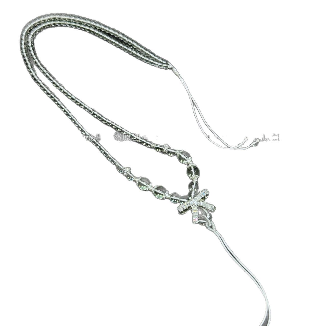 White Crystal Bohemian Summer Necklace: Niche Design Clavicle Chain for Women Handmade
White Crystal Bohemian Summer Necklace: Niche Design Clavicle Chain for Women Handmade