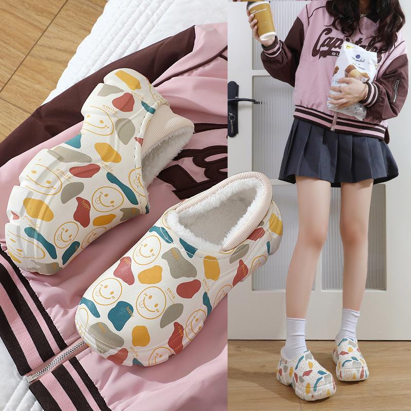 Women s Waterproof Winter Cotton Slippers with Thick Sole and Warm Heeled Design - 2024 Style 36-37
Women s Waterproof Winter Cotton Slippers with Thick Sole and Warm Heeled Design - 2024 Style 36-37