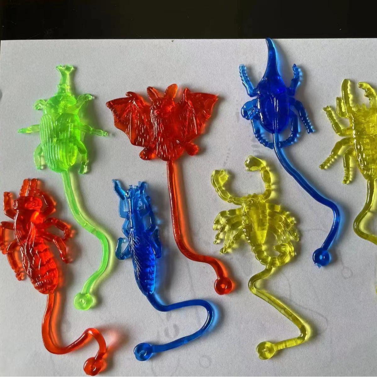 Ностальгические игрушки-розыгрыши с насекомыми для детей
Ностальгические игрушки-розыгрыши с насекомыми для детей