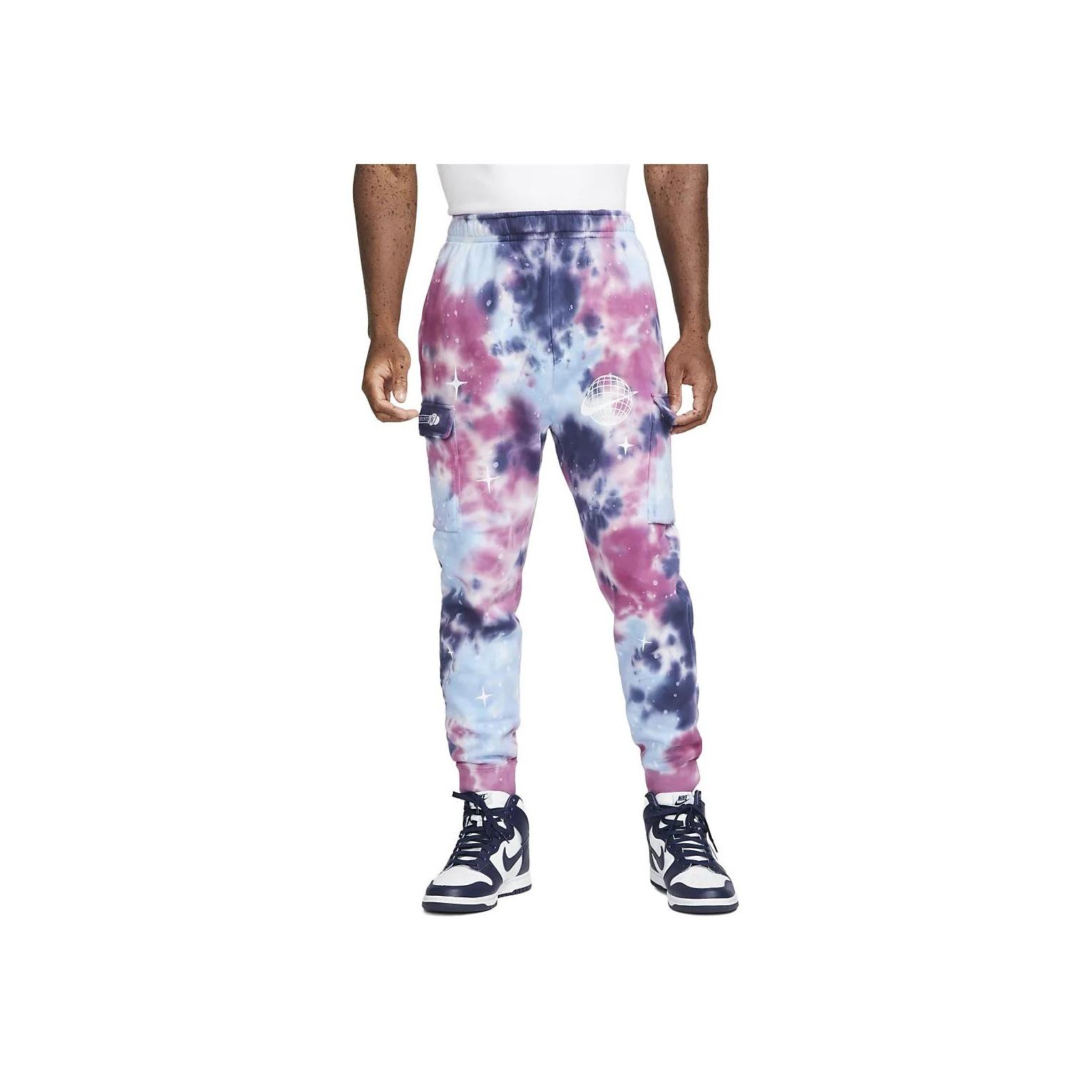 Мужские джоггеры с эластичной талией и принтом по всей поверхности Nike, разноцветные FB9041-500 M
Мужские джоггеры с эластичной талией и принтом по всей поверхности Nike, разноцветные FB9041-500 M