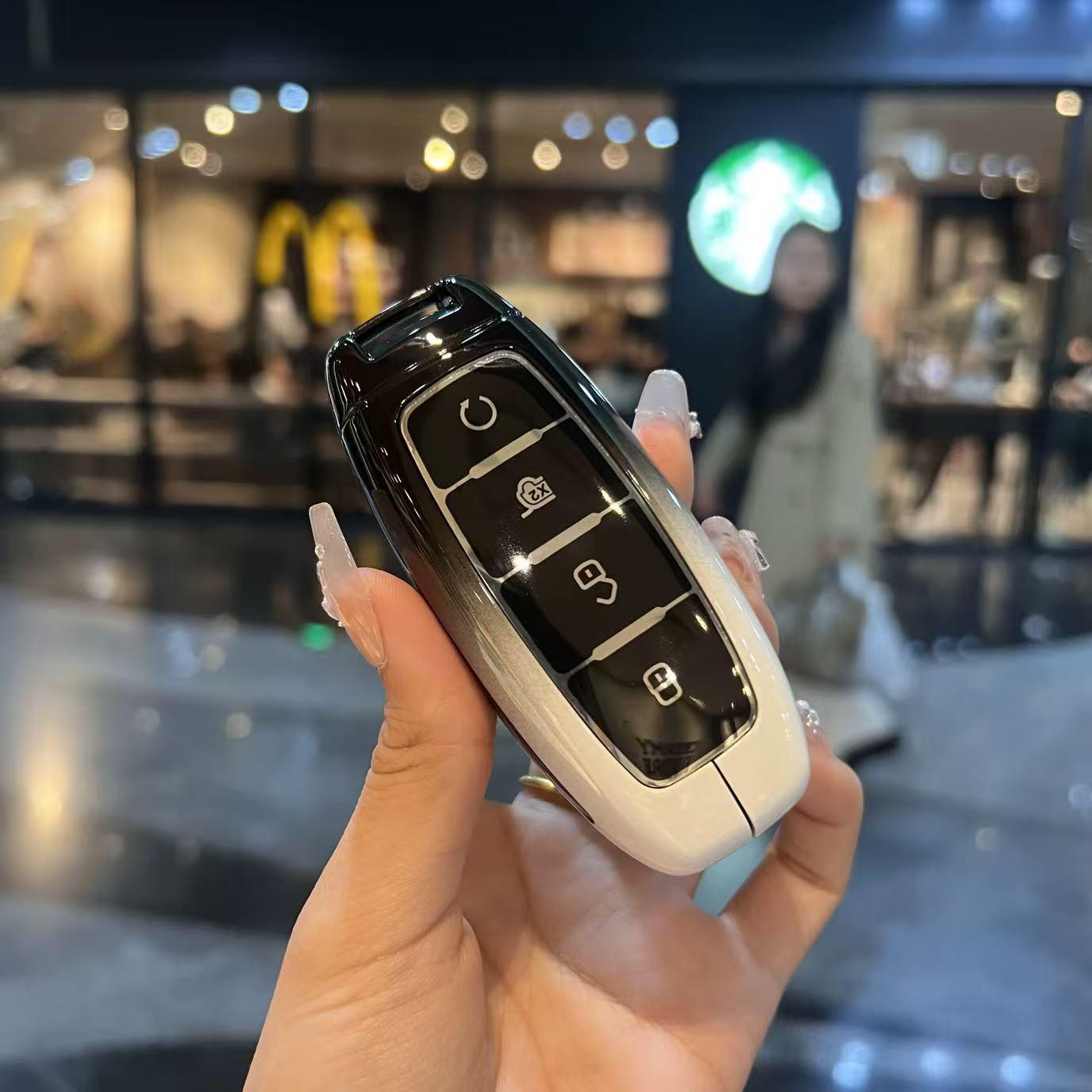Denza N7/N8 Car Key Case: Protective Shell for Old & New Model Remote Controls for Women
Denza N7/N8 Car Key Case: Protective Shell for Old & New Model Remote Controls for Women