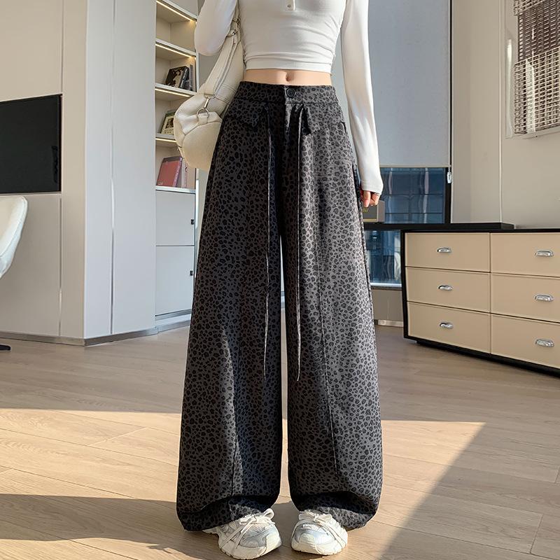Women s Vintage High-Waisted Loose Leopard Print Wide-Leg Pants 2XL
Women s Vintage High-Waisted Loose Leopard Print Wide-Leg Pants 2XL