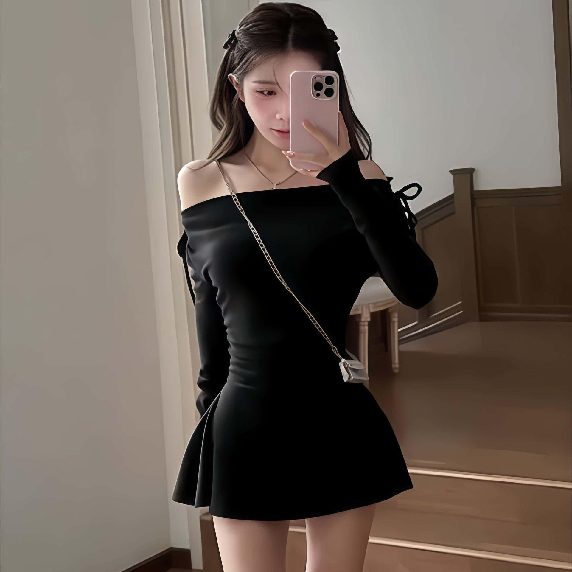 One-Shoulder Bow Pleated Stretch Dress - Women’s Autumn/Winter Short Skirt with Korean Design Large чорний
One-Shoulder Bow Pleated Stretch Dress - Women’s Autumn/Winter Short Skirt with Korean Design Large чорний