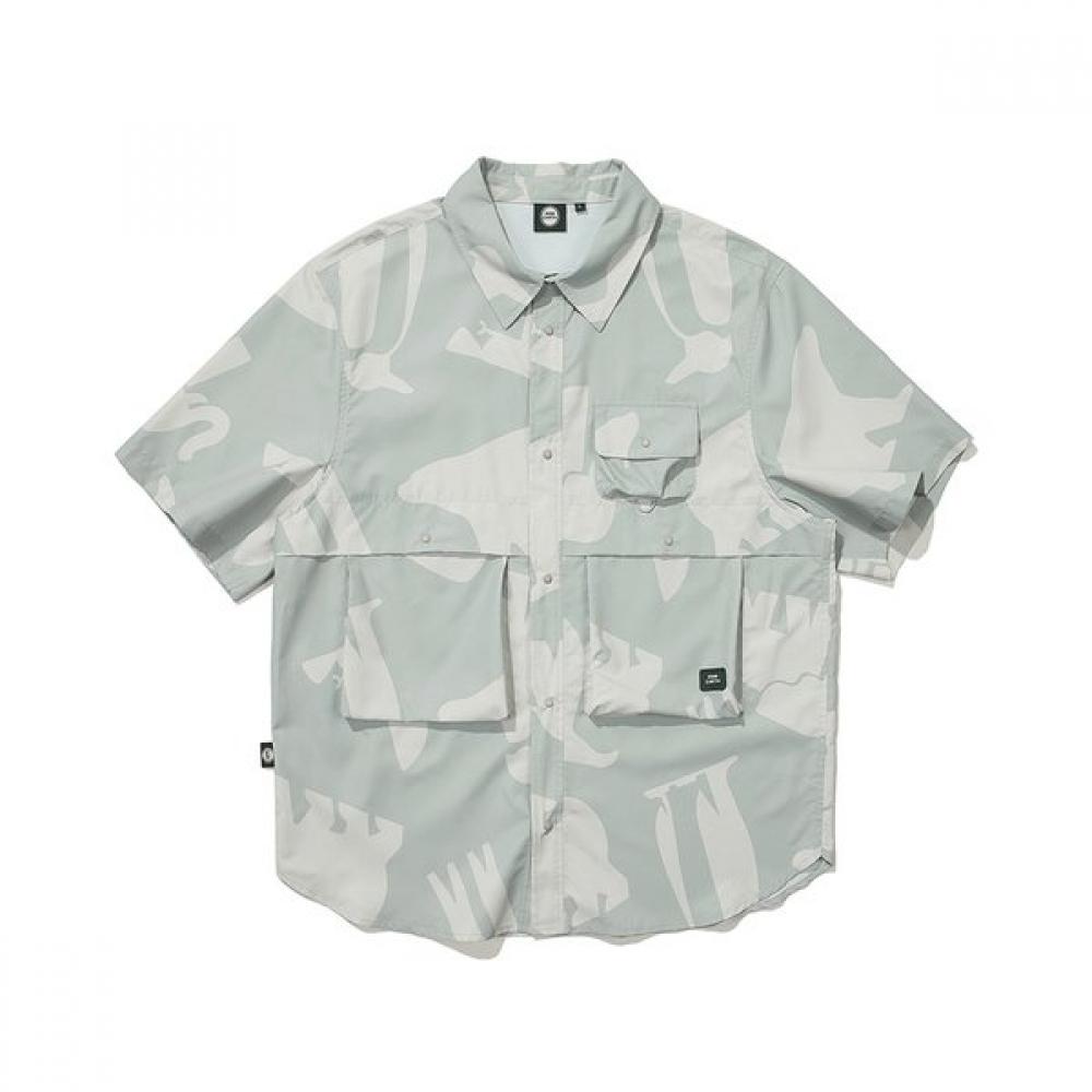 Utility Animal Print Short Sleeve Shirt Light Mint 105
Utility Animal Print Short Sleeve Shirt Light Mint 105