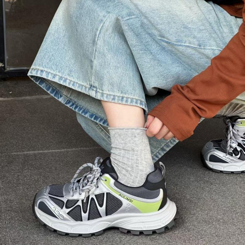 Dad shoes women s autumn new mesh breathable sports style casual shoes versatile platform running shoes 35 серебряный серый
Dad shoes women s autumn new mesh breathable sports style casual shoes versatile platform running shoes 35 серебряный серый