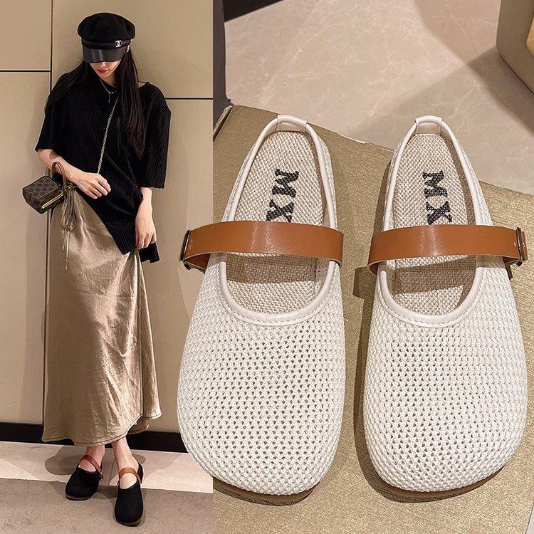 Korean version of casual shoes sandals mesh soft sole breathable casual women s summer 2024 new single shoes trendy bag head slippers 40
Korean version of casual shoes sandals mesh soft sole breathable casual women s summer 2024 new single shoes trendy bag head slippers 40