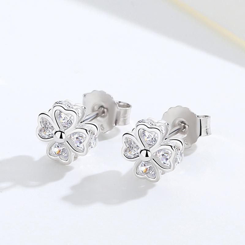 2023 Sterling Silver Four-Leaf Clover Earrings: Elegant and Luxurious Women s Jewelry 925 Sterling Silver
2023 Sterling Silver Four-Leaf Clover Earrings: Elegant and Luxurious Women s Jewelry 925 Sterling Silver