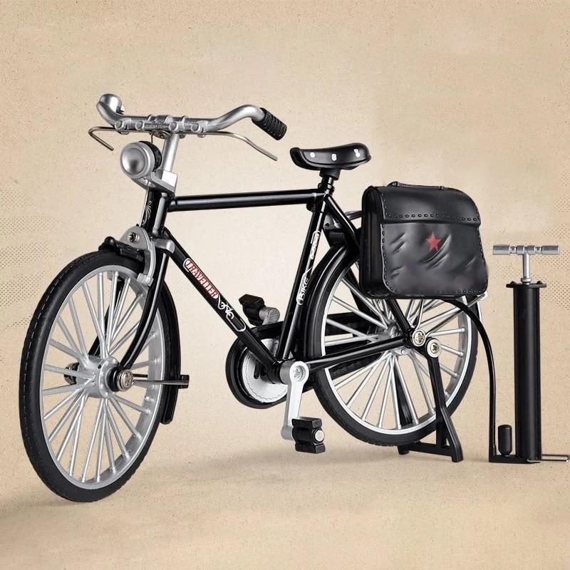 Vintage Two Eights Big Bar Classic Nostalgia Bicycle Model Ornament With Briefcase and Pump Desktop Decorative Ornament чёрный
Vintage Two Eights Big Bar Classic Nostalgia Bicycle Model Ornament With Briefcase and Pump Desktop Decorative Ornament чёрный