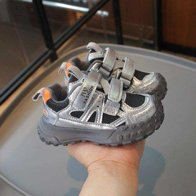 Обувь для девочек 2025 осень и зима новая нескользящая и износостойкая спортивная обувь подошва EVA легкая и универсальная обувь папы 37 (inner length 23.0cm)
Обувь для девочек 2025 осень и зима новая нескользящая и износостойкая спортивная обувь подошва EVA легкая и универсальная обувь папы 37 (inner length 23.0cm)