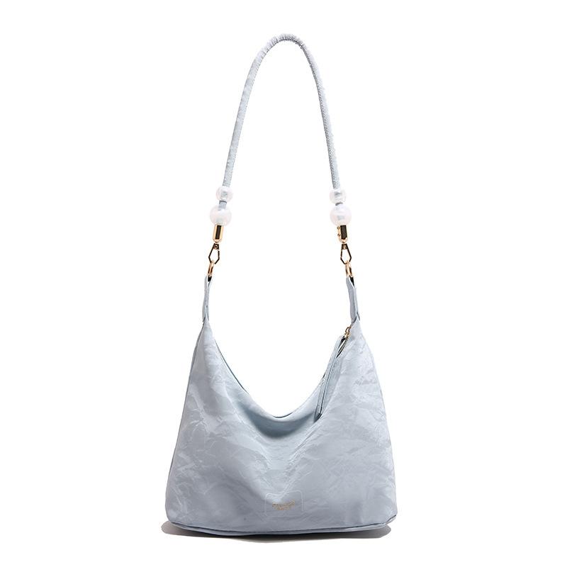 Casual soft surface niche design bag women s 2024 new popular versatile messenger bag trendy shoulder underarm bag синій
Casual soft surface niche design bag women s 2024 new popular versatile messenger bag trendy shoulder underarm bag синій