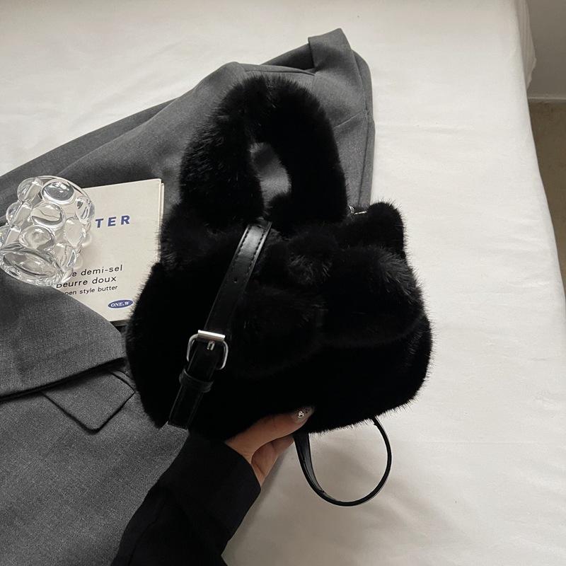 Fashion messenger bag women s casual plush bag plush bag plush handbag bucket bag чёрный
Fashion messenger bag women s casual plush bag plush bag plush handbag bucket bag чёрный