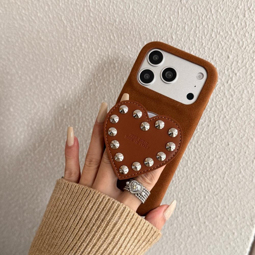 Niche high-end brown leather love rivet bracket for 17promax Apple 16 mobile phone case all-inclusive edge iPhone15 anti-drop protective case iPhone 17promax
Niche high-end brown leather love rivet bracket for 17promax Apple 16 mobile phone case all-inclusive edge iPhone15 anti-drop protective case iPhone 17promax