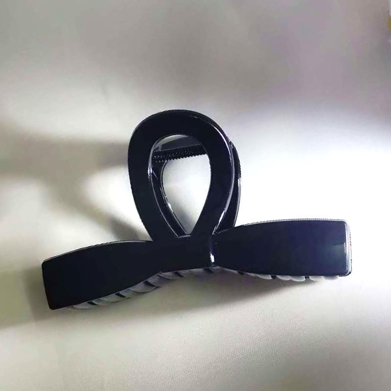 2025 High-End Large Bow Hair Claw Clip for Women s Updo чорний
2025 High-End Large Bow Hair Claw Clip for Women s Updo чорний