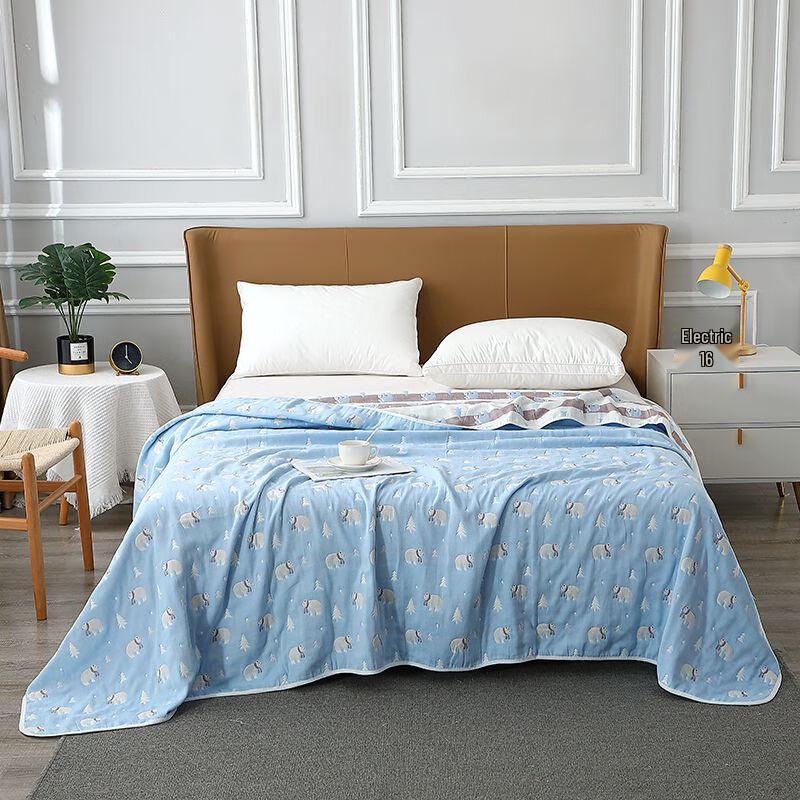 PLOVER Six-Layer Gauze Summer Quilt - Polar Bear
PLOVER Six-Layer Gauze Summer Quilt - Polar Bear