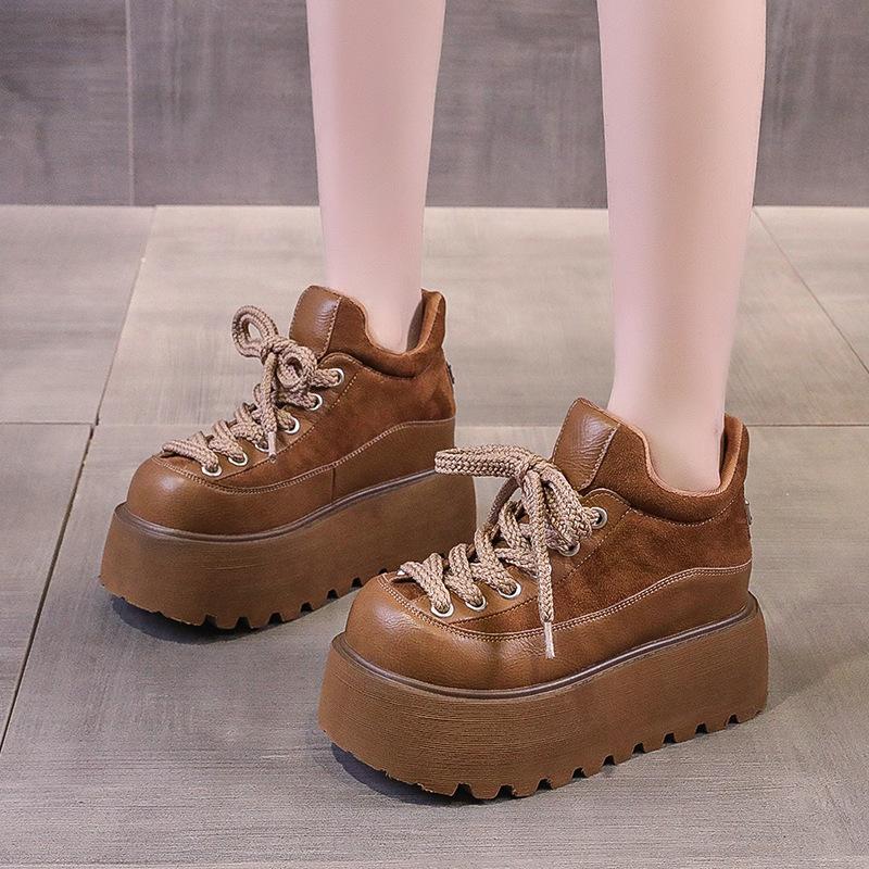 The inner height of thick-soled Birkenstocks increases, and the new winter warm coffee muffin is small. 35
The inner height of thick-soled Birkenstocks increases, and the new winter warm coffee muffin is small. 35