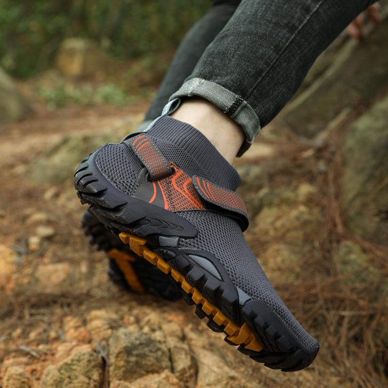 Outdoor hiking shoes platform mountain shoes men s high-top flying shoes hiking shoes fashion leisure sports non-slip 39
Outdoor hiking shoes platform mountain shoes men s high-top flying shoes hiking shoes fashion leisure sports non-slip 39