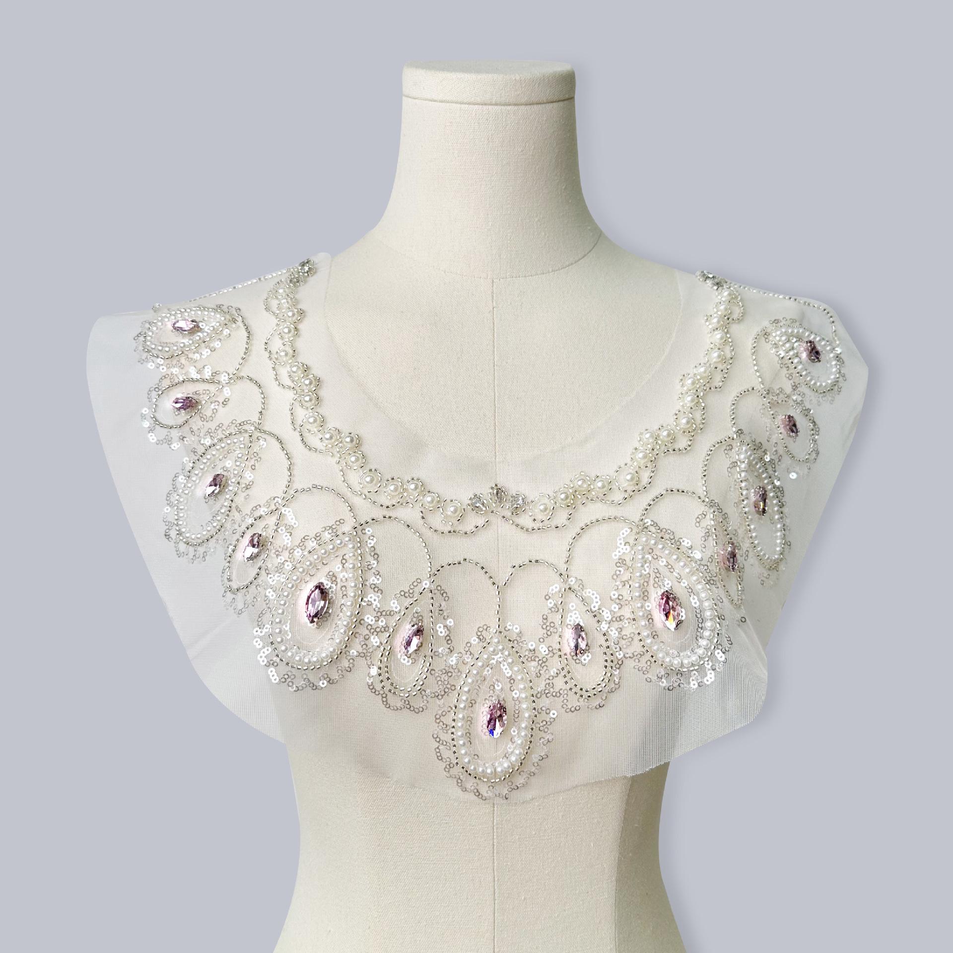 European & American Style Women s Evening Dress with DIY Floral Collar and Sexy See-Through Design
European & American Style Women s Evening Dress with DIY Floral Collar and Sexy See-Through Design