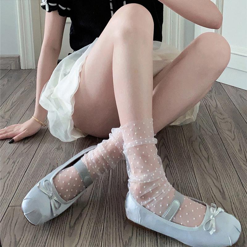 1 Pair Spring and Summer Thin Transparent Mesh Breathable Stacking Socks Japanese JK Lace Polka Dot Lace Up Mid Length Socks One Size
1 Pair Spring and Summer Thin Transparent Mesh Breathable Stacking Socks Japanese JK Lace Polka Dot Lace Up Mid Length Socks One Size
