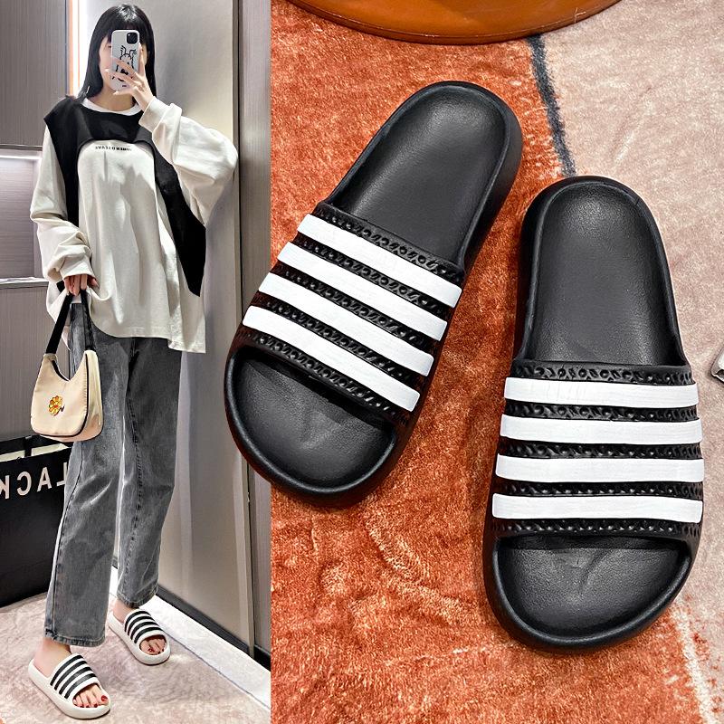 EVA home integrated soft sole summer slippers female couple bathroom bathroom bathroom can be worn outside home shoes 36/37
EVA home integrated soft sole summer slippers female couple bathroom bathroom bathroom can be worn outside home shoes 36/37