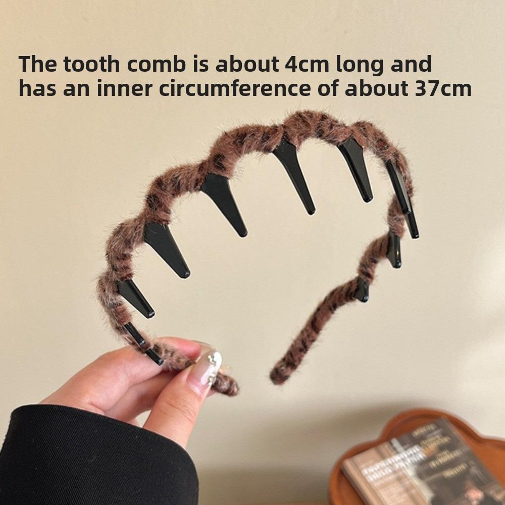 Спортивные повязки на голову в форме U, леопардовый узор, головной убор, модная плюшевая повязка для волос с зубчиками для женщин коричневый
Спортивные повязки на голову в форме U, леопардовый узор, головной убор, модная плюшевая повязка для волос с зубчиками для женщин коричневый