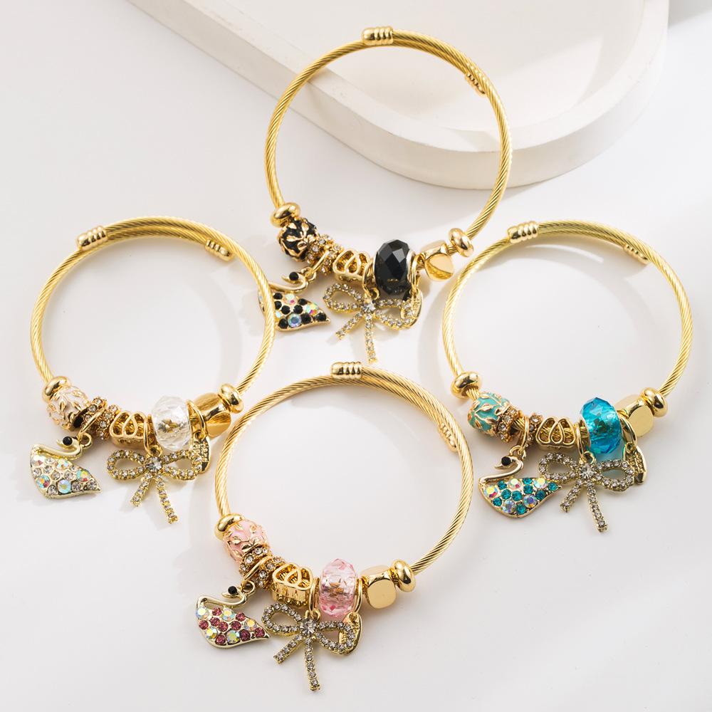 DIY Bracelet Bowknot Inlaid with Diamonds Swan Pendant Fairy Style Adjustable Couple Bracelet чорний
DIY Bracelet Bowknot Inlaid with Diamonds Swan Pendant Fairy Style Adjustable Couple Bracelet чорний