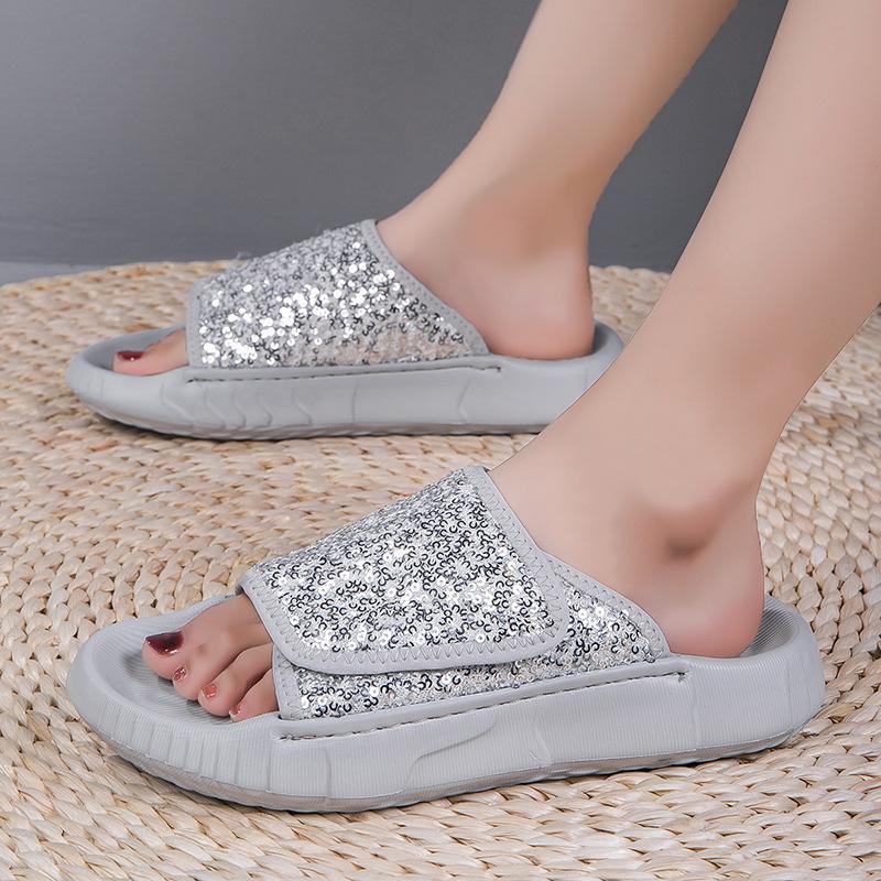 New cool slippers women s sequins high-end thick-soled beach sandals lazy pregnant women one-word drag 42-43 сірий колір
New cool slippers women s sequins high-end thick-soled beach sandals lazy pregnant women one-word drag 42-43 сірий колір