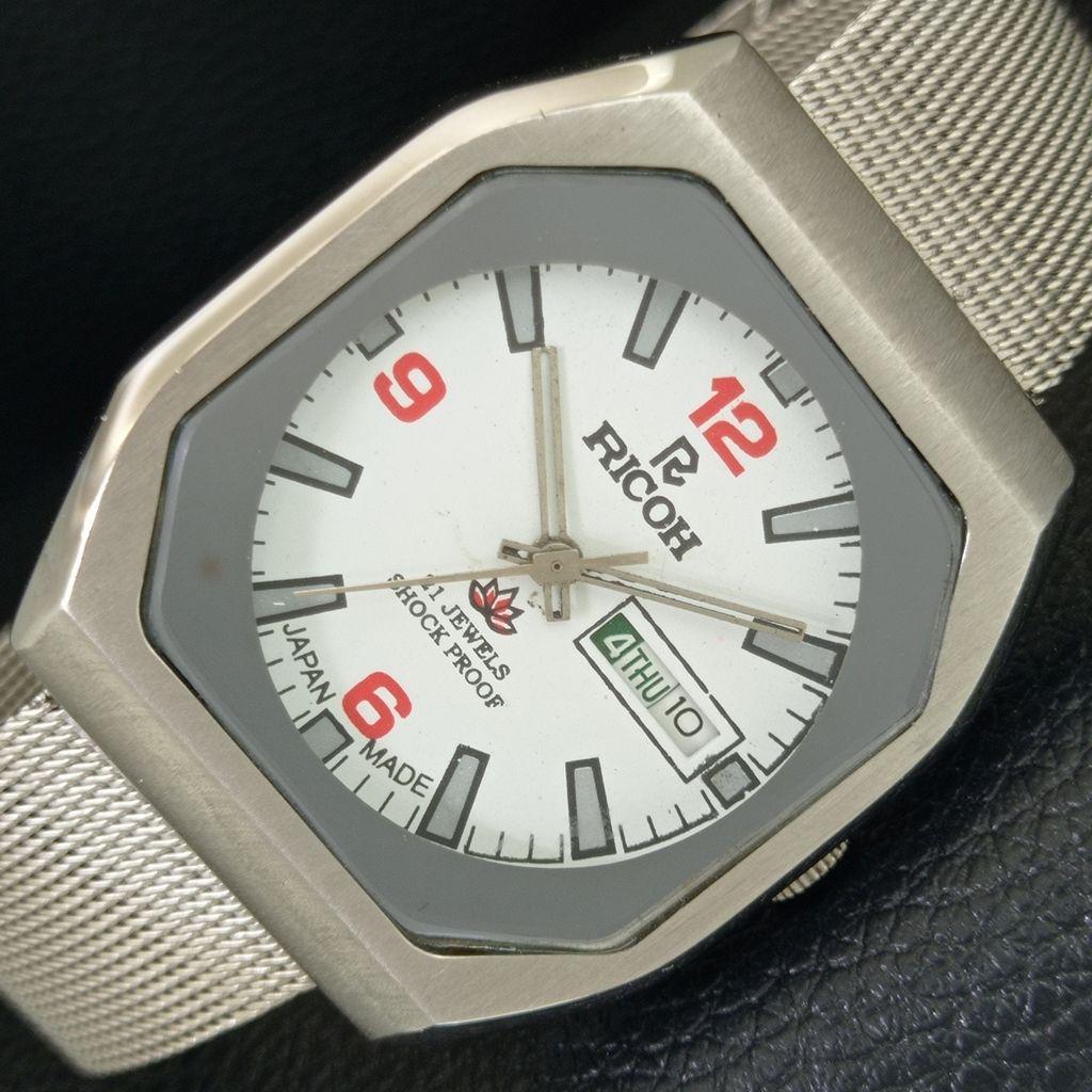 VINTAGE RICOH R31 AUTOMATIC JAPAN MENS WHITE COLOR DIAL WATCH a707924-1
VINTAGE RICOH R31 AUTOMATIC JAPAN MENS WHITE COLOR DIAL WATCH a707924-1