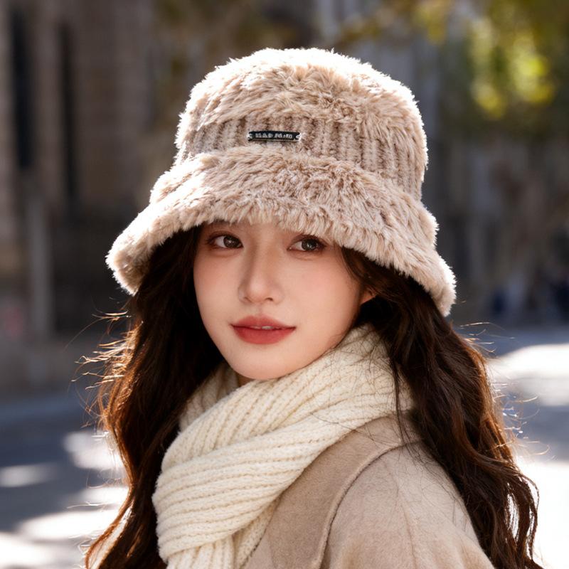 Cute pullover hat children autumn and winter Korean version windproof and warm ear protection small bucket hat M(56-58cm)
Cute pullover hat children autumn and winter Korean version windproof and warm ear protection small bucket hat M(56-58cm)