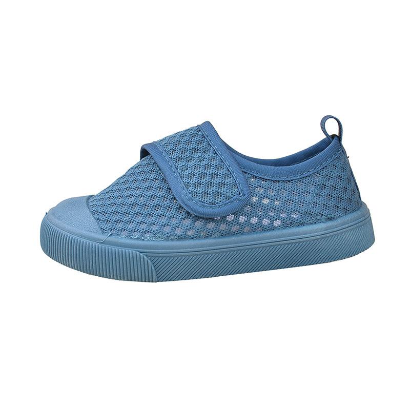 Summer hollow breathable children s mesh shoes for boys and girls, color-coordinated sole with Velcro, soft sole children s casual sandals 20/12.4cm синий
Summer hollow breathable children s mesh shoes for boys and girls, color-coordinated sole with Velcro, soft sole children s casual sandals 20/12.4cm синий