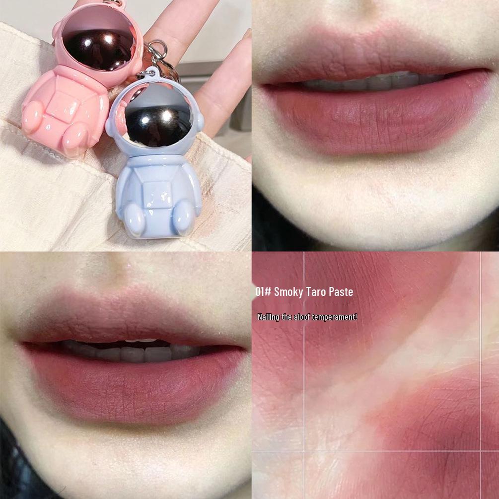 Astronaut Keychain Lip Gloss: Matte Velvet for Student Parties
Astronaut Keychain Lip Gloss: Matte Velvet for Student Parties