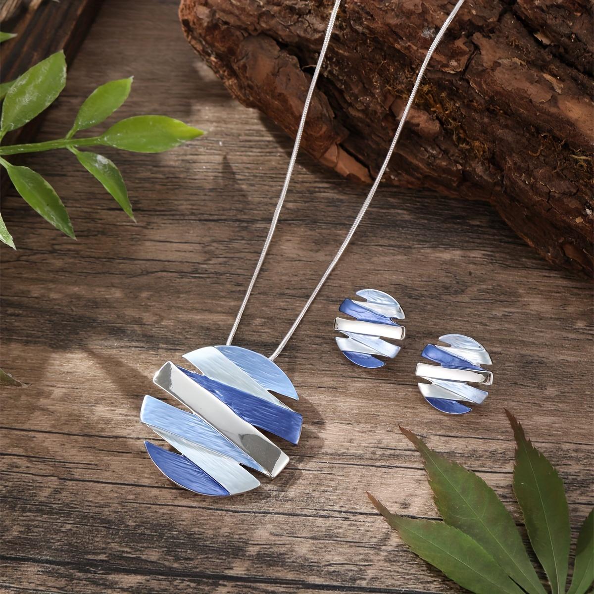 Набір з 3 шт./набір Геометричні круглі складні емальовані сережки-підвіски в стилі блакитного океану, Прості елегантні металеві розписні повсякденні універсальні прикраси для вечірок і відпочинку синій
Набір з 3 шт./набір Геометричні круглі складні емальовані сережки-підвіски в стилі блакитного океану, Прості елегантні металеві розписні повсякденні універсальні прикраси для вечірок і відпочинку синій